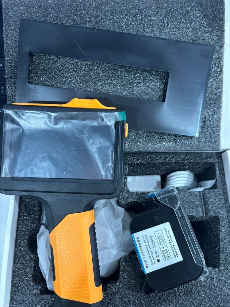 Handheld portable printer